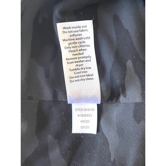 Athleta Elation 7/8 Camo Tight - Picture 11 of 11